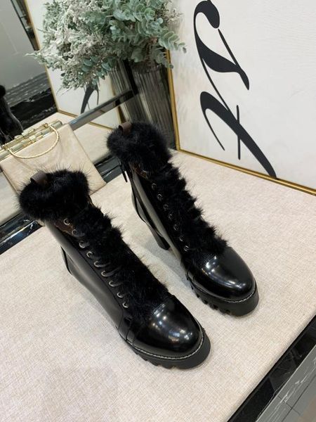 

2020-2020a high-end classic printed high heels trend leather round head casual shoes fashion motorcycle martin boots size 35-41