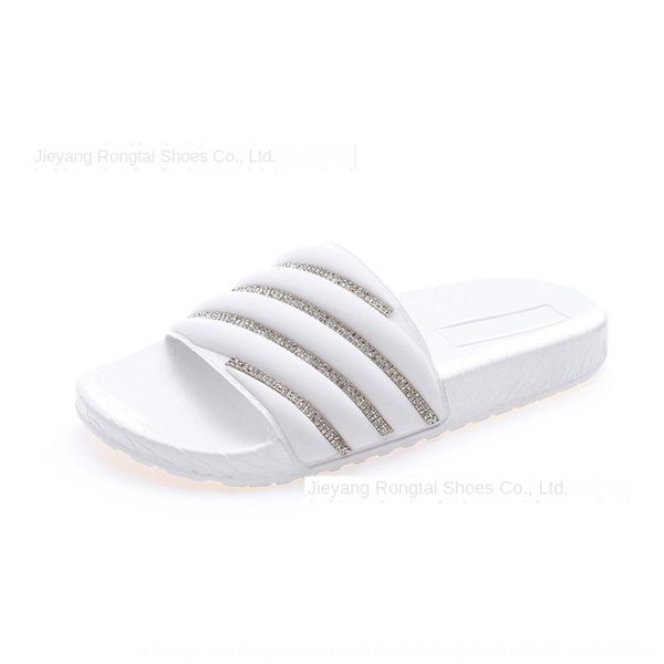 

2020 summer flash diamond fashion and non-slip women's 2020 summer flash diamond fashion and sandals non-slip women's sandals