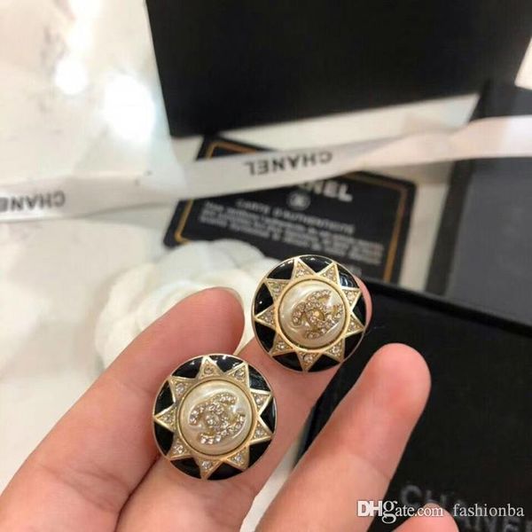 

2020 brass earrings for women pearl round designer stud earrings brand earrings fashion designer luxury jewelry statement, Silver