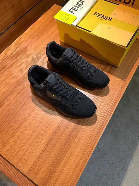 

2020 latest gancini sneakers men's casual shoes fashion trend comfortable shoe size 38-45 type 39745400554
