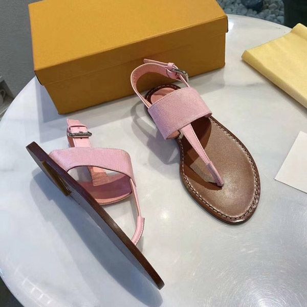 

2020 popular style women's flat heels rivet espadrilles shoes casual sandals leather print slippers with box summer flip flops sandals, Black