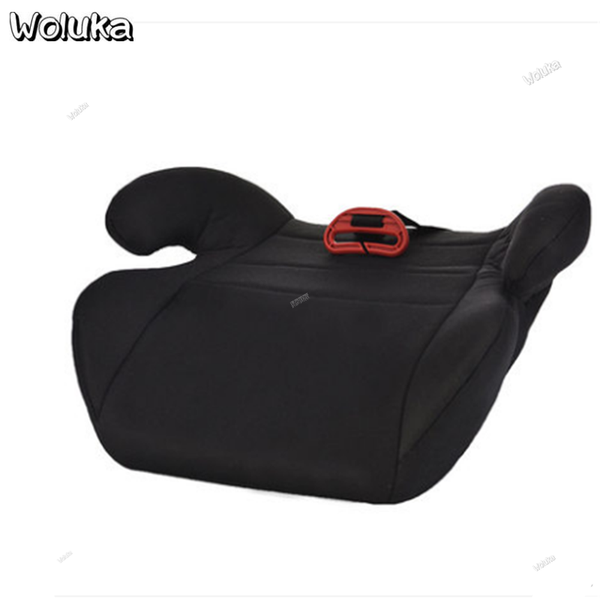 

air mattress in the rear of the car with a higher clearance in tailbox and a tiled cushion cd50 q06