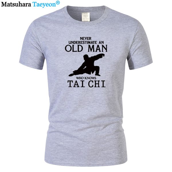 

men's humorous printing t-shirt cotton o-neck t-shirt taiji will never underestimate an old man who knows, White;black