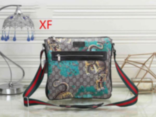 

wholesale designer luxury womens waist bags chest bags men brand shoulder bags 2070210h xzx
