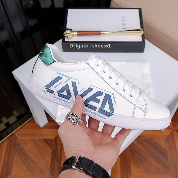 

2021-2020r limited edition little bee embroidery classic men 's low -sneakers ,fashionable wild casual outdoor tide shoes ,size :3, Black