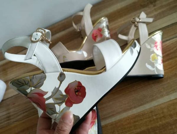 

fashion summer 2019 new fish mouth girl beautiful shoes color matching peep toe waterproof high women wedges sandals ladies dress cs07, Black