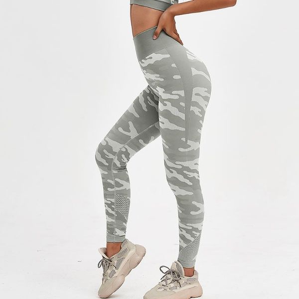 

2020 new camouflage women seamless yoga pant gym knitting fitness leggings high elasticity push up tights high waist pants ct10, White;red