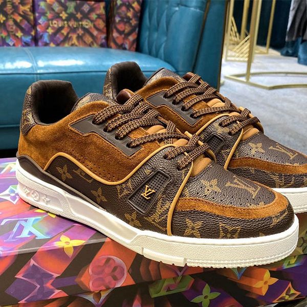 

16 designer high-quality men's casual sports shoes and luxury outdoor casual shoes, the original box size is 38-45, Black