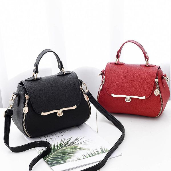 

new sweet ladies handbag ladies fashion elegant bag solid color matching color messenger bags shoulder bag sale