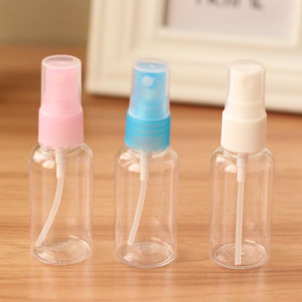 2018 neue Mode 30 ml Reise Tragbare Kleine Kunststoff Sprühflasche Kosmetische Unterflasche Transparente PET Wasser Sprühflasche Heißer verkauf LX2523