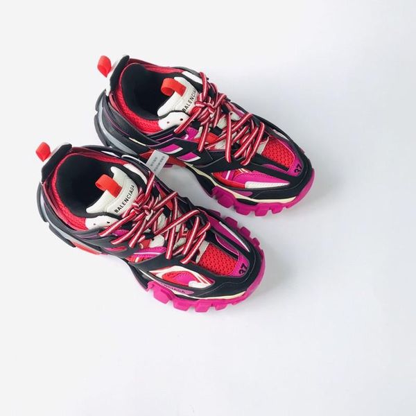 

10designer to create casual and comfortable all-match sports shoes, travel shoes outsole non-slip design with original box delivery, Black