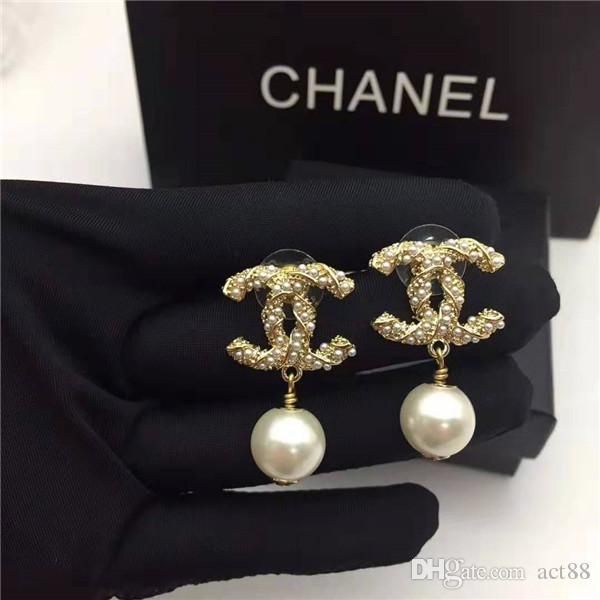 

2019, горячие новые высококачественные серьги сделаны из латуни, 925 серебряных игл и леди natty шпильки, Silver