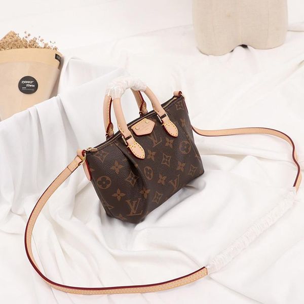 

урожай классических женского sac bandouli ere дизайнер luxury crossbody сумка hobos женщина кожа мини сумка сумка lady top handle тотализато