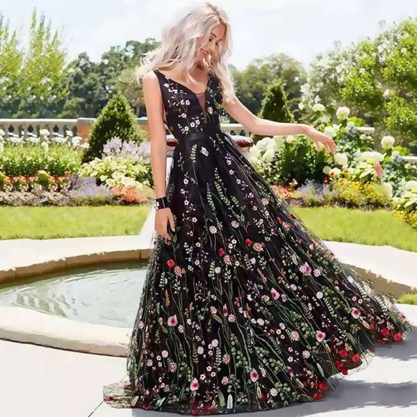 

popular deep v sleeveless embroidered dress slim back prom dress, Black;gray