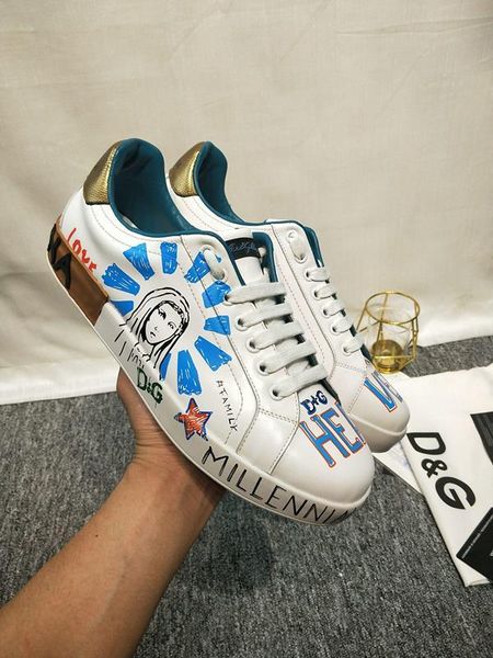 

2020 new trend graffiti leather casual shoes fashion men and women outdoor sports shoes personality wild party couple shoes, size 35-451, Black