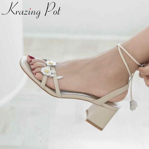 

krazing pot 2020 new fashion full grain leather peep square toe high heels flower decorations buckle straps summer sandals l55, Black