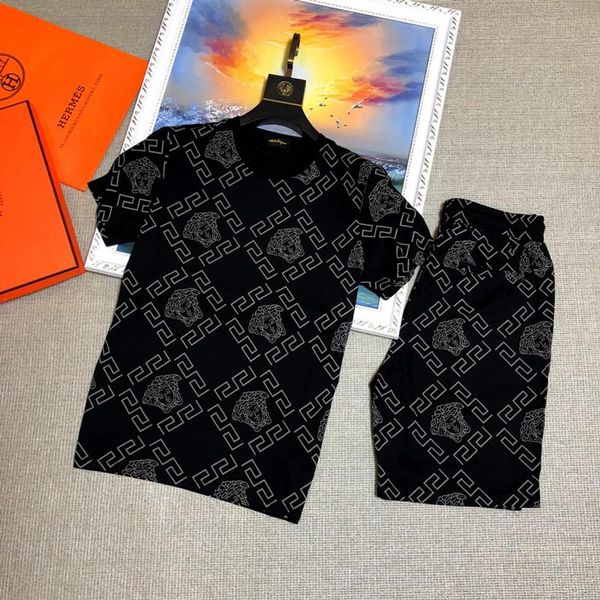 

new 2020 summer tracksuit set running mens tracksuit letter slim clothing track kit luxury sports short sleeve suit c88, Gray