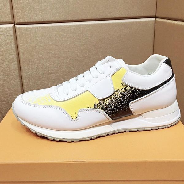 

run away sneaker men 's shoes new arrival fashion sneakers breathable sports shoes plus size low lace -up men shoes zapatillas hom, Black