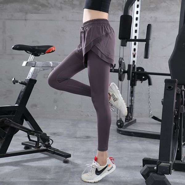 

lx4wd 2020 новых онлайн celebrity женщин быстросохнущие дышащие свободно поддельные из двух частей йога одежда фитнес йога костюм спортивные, Black