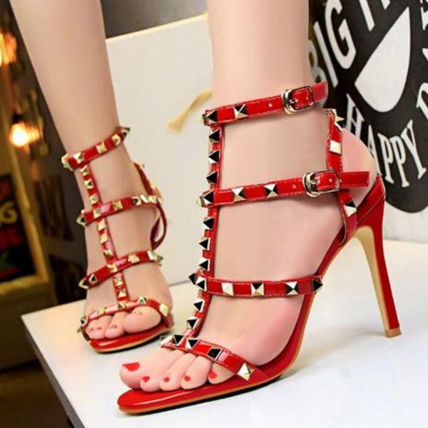 

the new summer 2019 fashion versatile slingback roman sandals female rivet shoes sandals high heels, Black