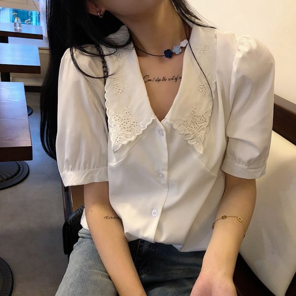 

2020 summer french embroidery design sense niche pointed collar women's solid color bubble sleeve embroidered shirt shirt women's, White