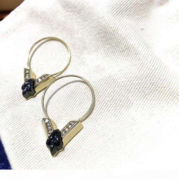 

r new fashion v letter diamond designer earrings luxury designer jewelry women earrings, Golden