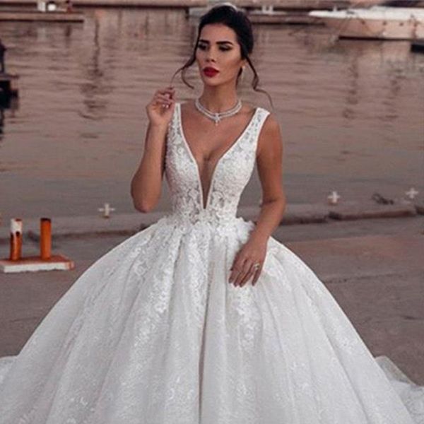 

2020 new arrivals lace appliques wedding dresses deep v-neck long dresses court train ball gown party vestido de noiva, White