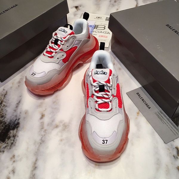 

2020qr designers love to create men's leisure travel all-match shoes outdoor hiking adventure shoes original packaging and box delivery, Black