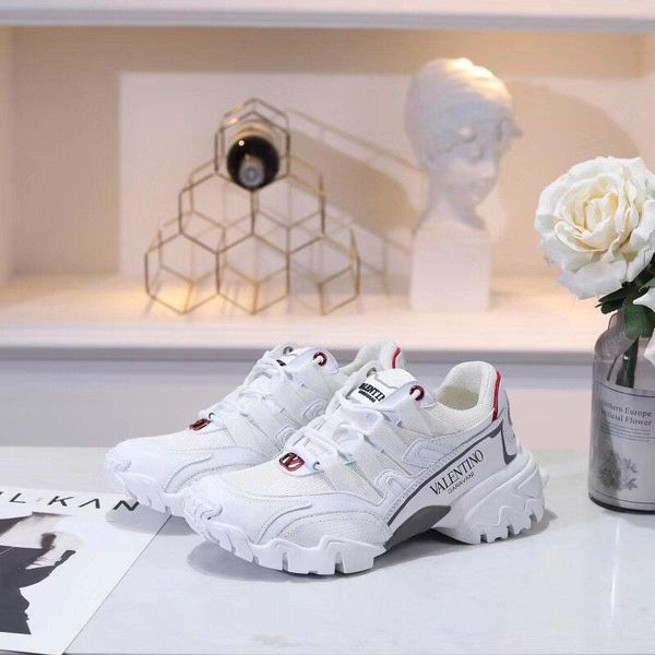 

2021-c2020 new trend retro leather casual shoes ,breathable men and women outdoor sports shoes ,fashion wild party lovers shoes size 35 -45, Black