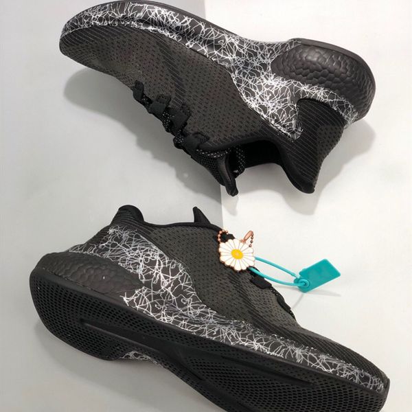 

2020 spring and summer net red tide shoes running shoes student leisure low-breathable mesh couple travel