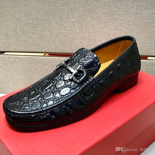 

new highquality mens leather loafers, light shoes, casual driving shoes, mens boat shoes, cowhide embossed mens driving shoes with origi qwo, Black