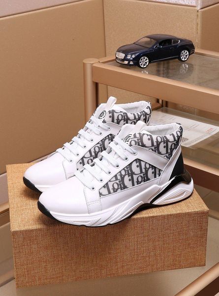 

2020q new autumn and winter fashion trend men's high-casual shoes, high-quality outdoor sports shoes, original box packaging,size