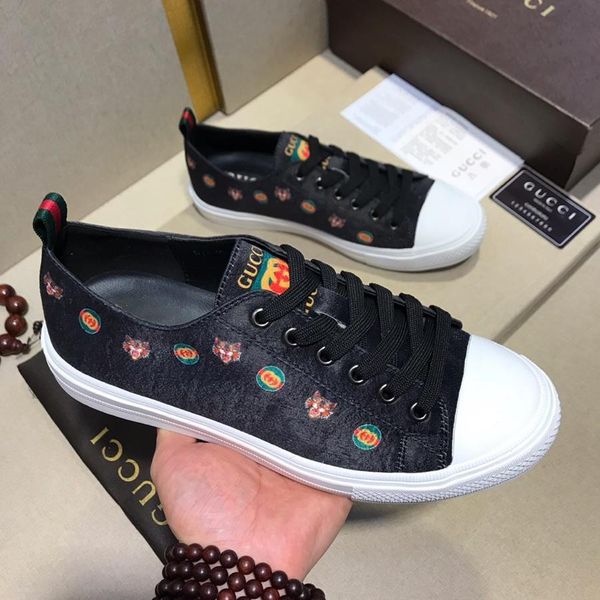 

2019p летняя новая мужская прилив обувь, плоские туфли моды спортивной обуви, все в оригинальной упаковке, мужской код 38-45, Black