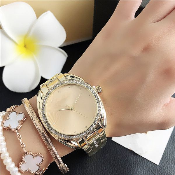 

гоѬий пѬодава вокое каево вколз женкие а мод кваѬеве а m а, Slivery;brown