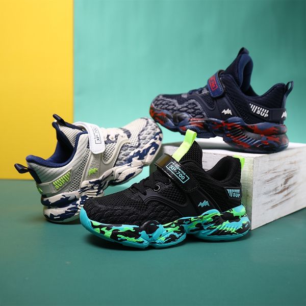 

boys' autumn children's shoes 2020 new korean all-match medium and large children's anti-skid soft-soled flying shoes, Black