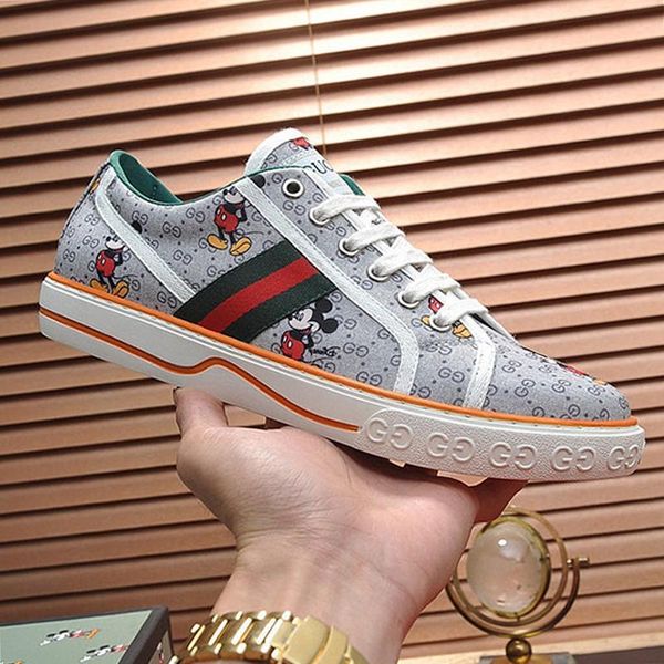 

vintage mens tennis 1977 sneaker fashion shoes sneakers canvas outdoor sports shoes for men lace -up with box scarpe da uomo sale luxury typ, Black