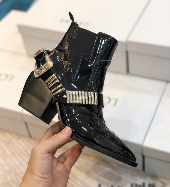 

2020n luxury small leather boots fashion trend wild martin boots high heel women's booties, size: 36-40