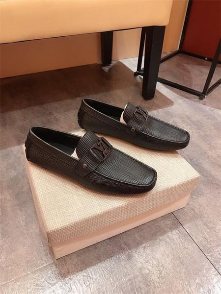 

unique design men sneakers genuine leather brand luxury sneakers with lace up fashionable and breathable hy200605, Black