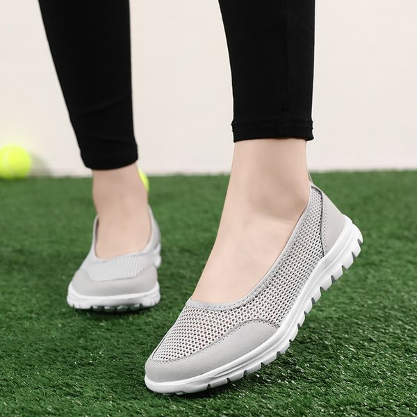 

2020 summer breathable walking running sport shoes women anti slip handmade weave light flats mother gift big size flats