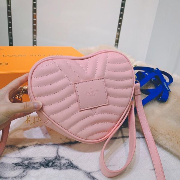 

new arrival womens leather zipper crossbody bags sac bandouli ère ladies shoulder bag clutches handbag luxury designer heart shaped bag