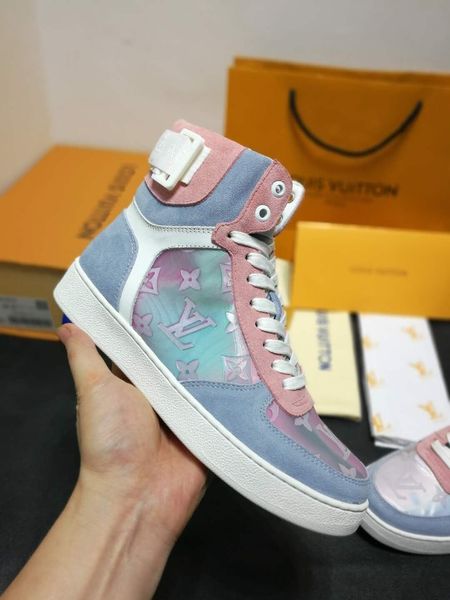 

2020-2019c luxury designer men and women leather casual shoes party couple shoes fashion wild sports shoes size: 35-45