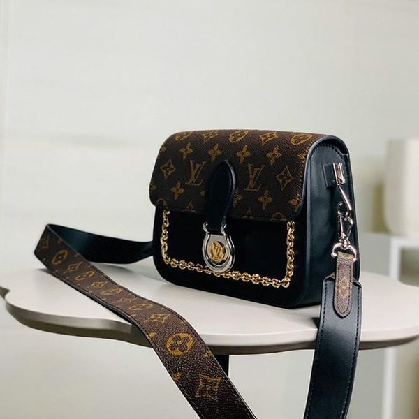 

luxury design womens bags fast delivery leather shoulder small flap crossbody bag new arrival messenger bags lady retro style shoulder bag