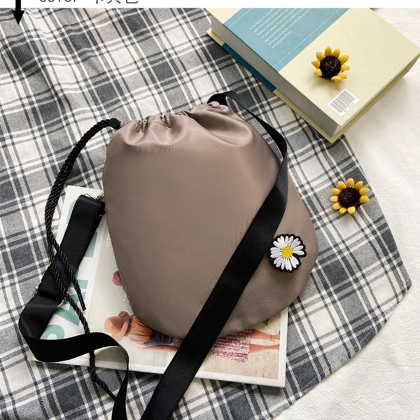 

2020 new internet celebrity korean style harajuku student all-match ins bucket shoulder bag nylon crossbody shoulder bag, White