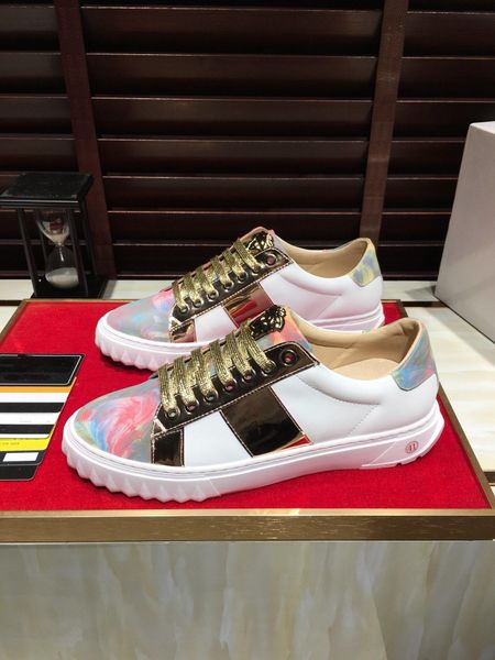 

2020-2019a luxury custom leather men's outdoor casual shoes, fashion wild sports shoes, original box packaging, size: 38-4