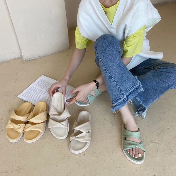 

slippers women summer luxury slides flat shoes female platform rubber flip flops pantofle designer soft hawaiian 2020 pu, Black