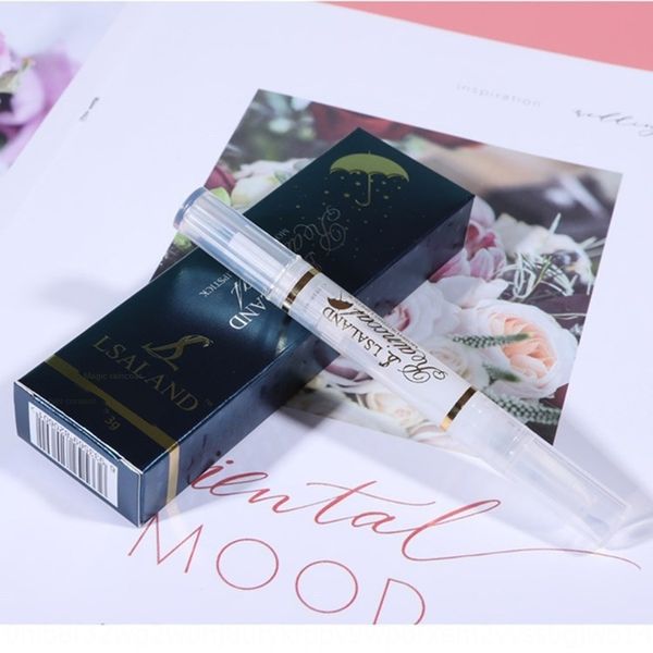 

amuay raincoat non-stick cup waterproof protective lipstick lipstick fixed makeup non-discoloration lip protection anti-drop small raincoat, Red;brown