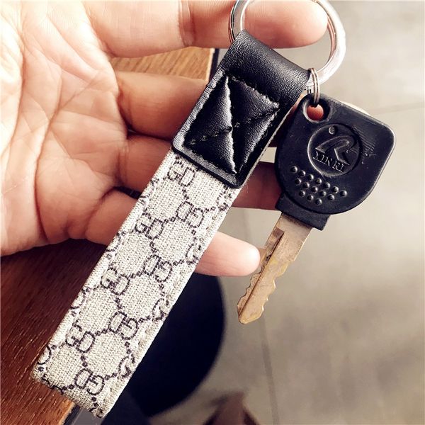 

concise bonzer car keychians creative leather car keychains exquisite keychain pendants for men and women chapstick holde cute keychai, Silver