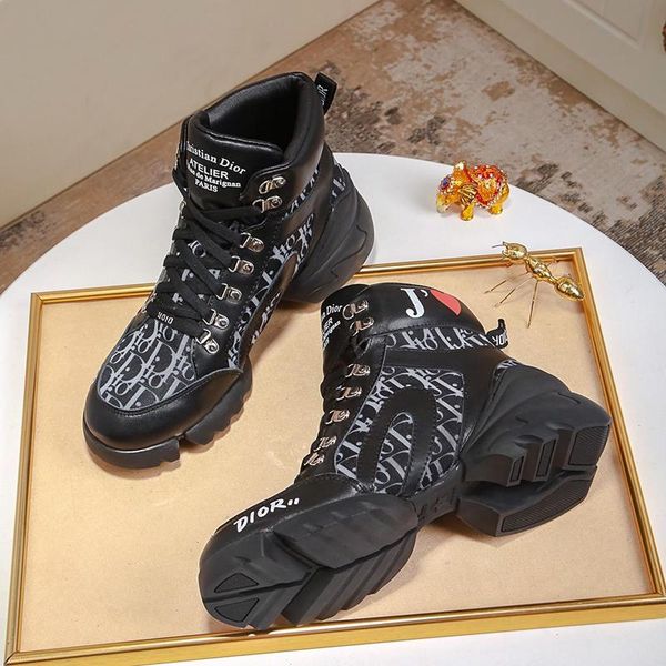 

2020 new arrival mens shoes boots casual fashion luxury design oblique and black calfskin boots chaussures pour hommes mens shoes casual lea