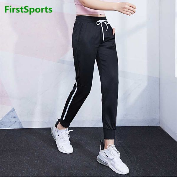 

running pants 2021 women's reflective strip sports loose slim breathable outdoor fitness training joggers sweatpants, Black;blue