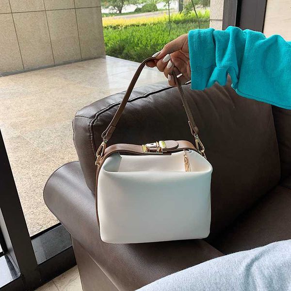 

summer new small square bag temperament simple ladies messenger bag all-match solid color shopping commuter ladies shoulder